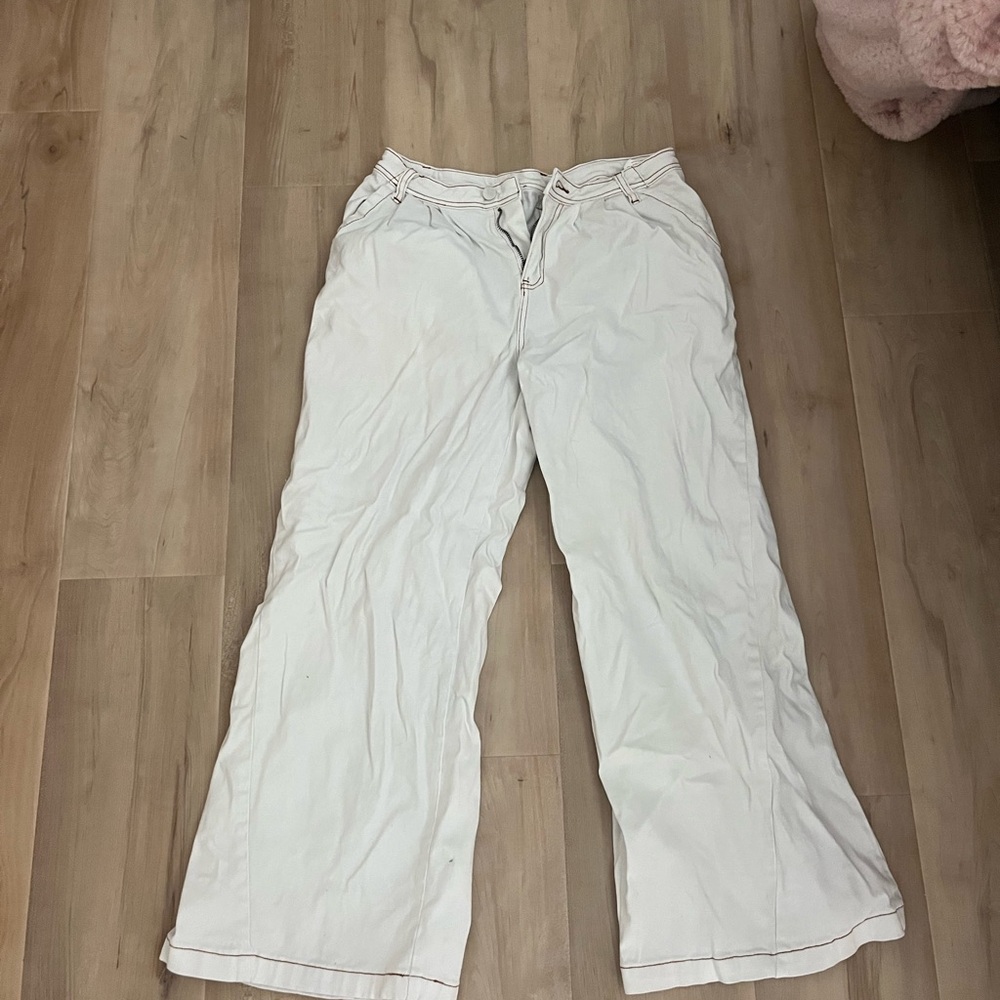 White Wide-Leg pants